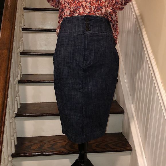 LONDON Women’s Denim Maxi Jean Long Skirt With Center Back Vent Pockets Sz 8 - Picture 9 of 15